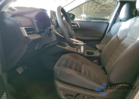 2024 Mitsubishi Outlander Se from USA, damaged, VIN JA4J3VA85RZ056418